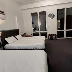 ** Hotel Du Palais France